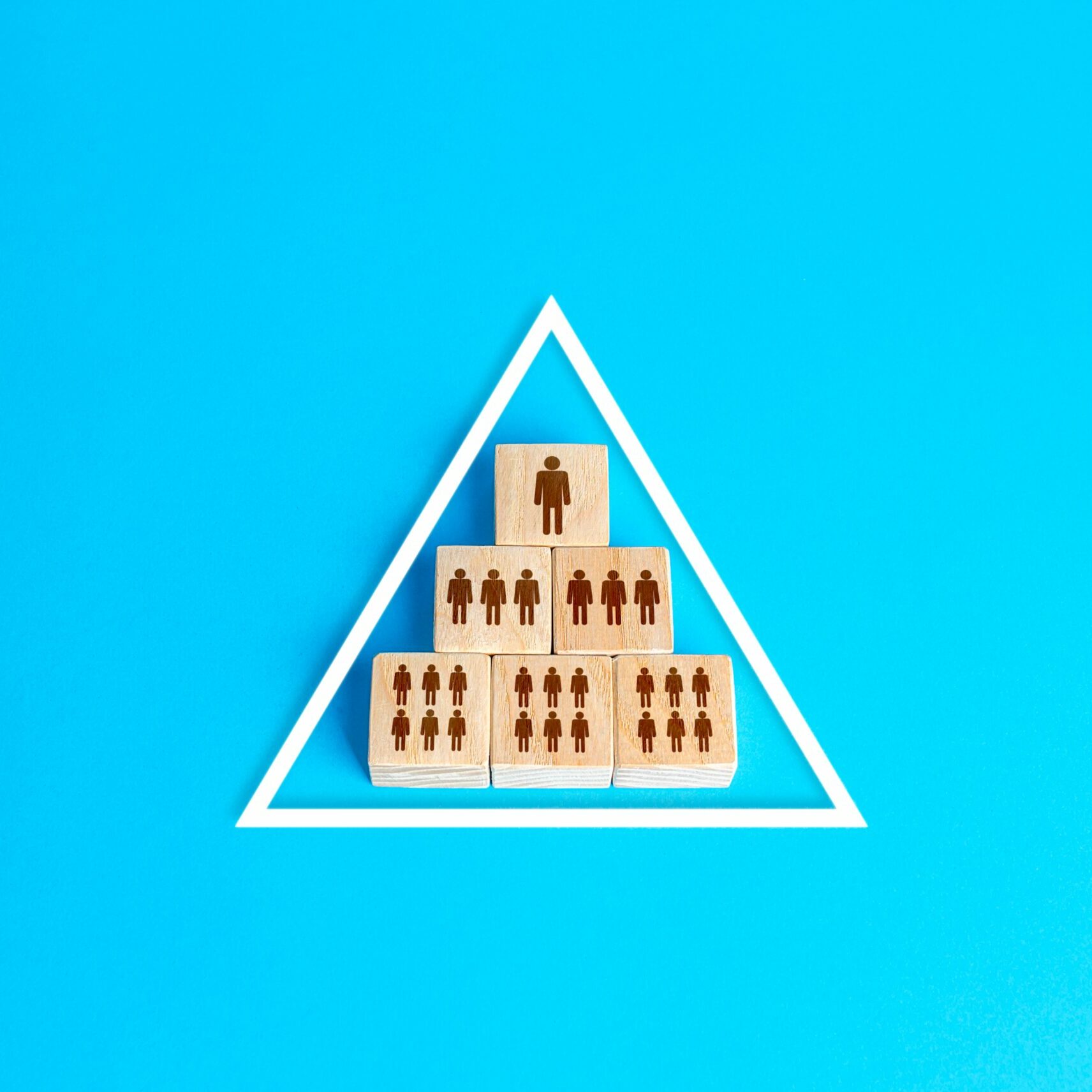 blocks-pyramid-symbolizes-the-hierarchy-of-society-WY9ZBXL